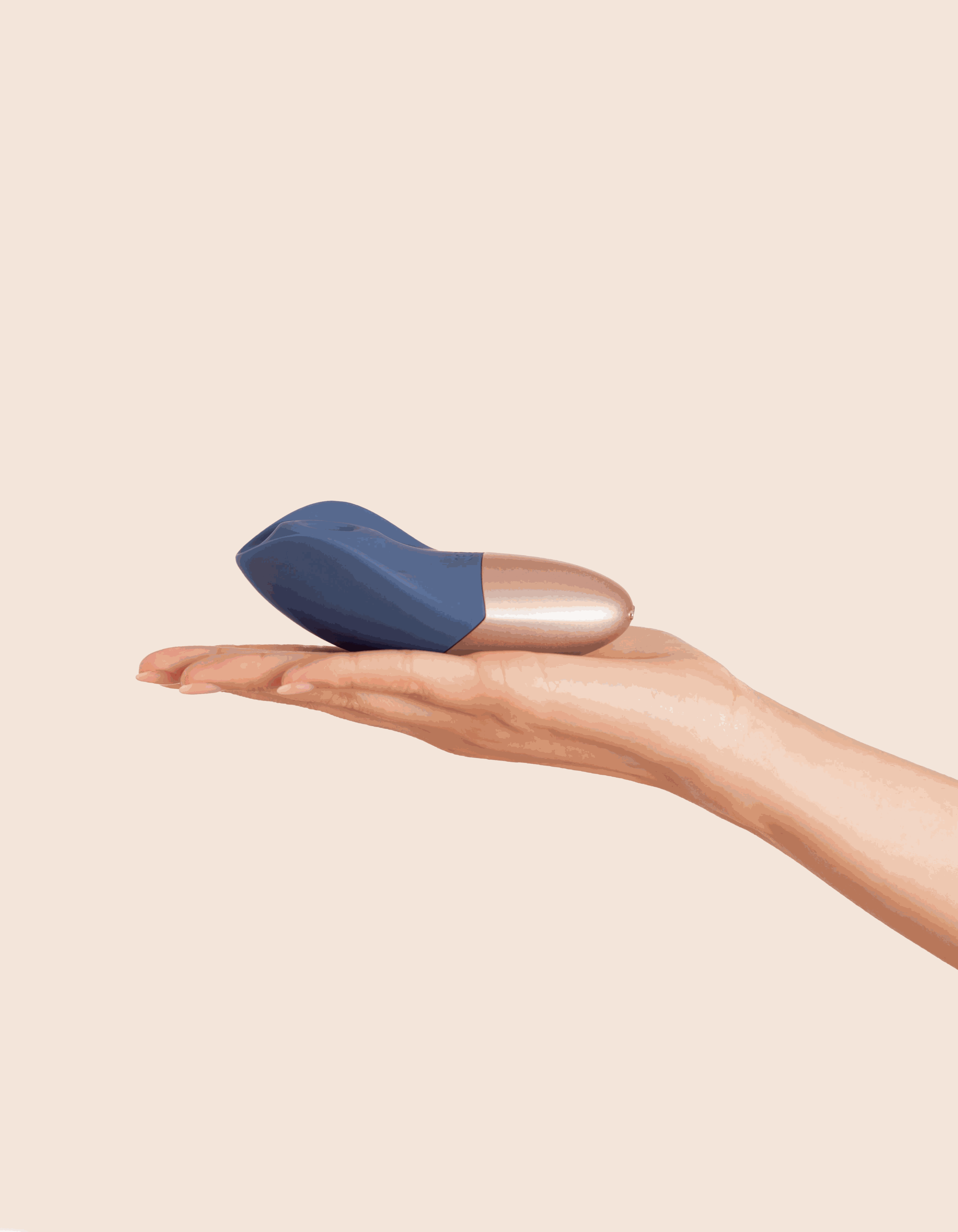 Deia THE AROUSER Couples VibratorAROUSER Couples Vibrator
