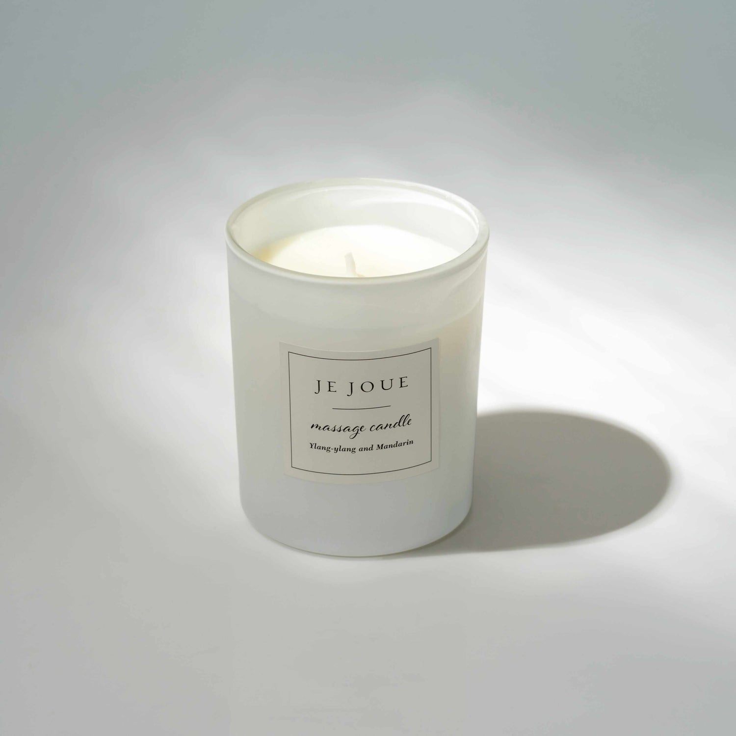 Je Joue Luxury Massage CandleJe Joue Luxury Massage Candle
